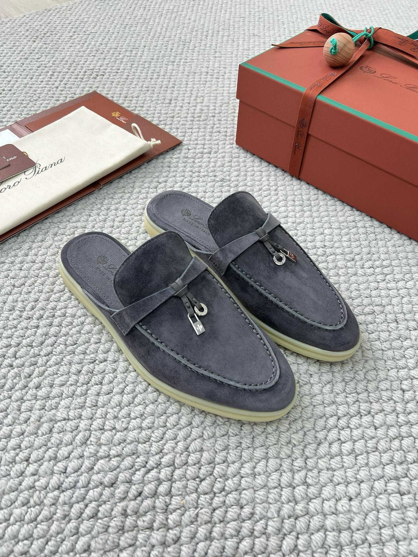 로로피아나 여자 슬리퍼 신발