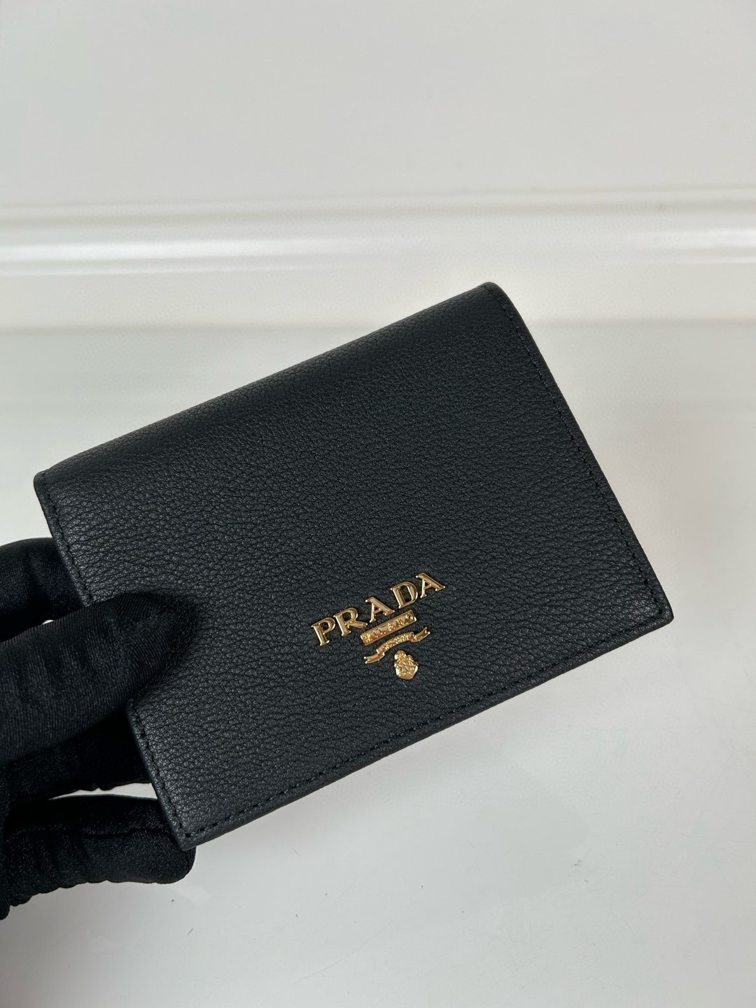 프라다 1M0204 여자 반지갑