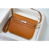 에르메스 크로스겸클러치 켈리 데페슈 남녀공용가방