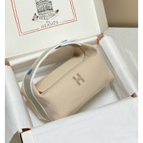 에르메스 브리드 어 브랙 파우치가방