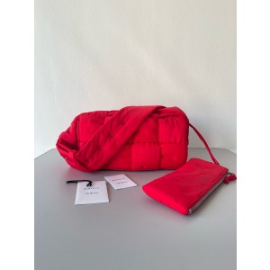 보테가베네타 628951 남녀공용가방