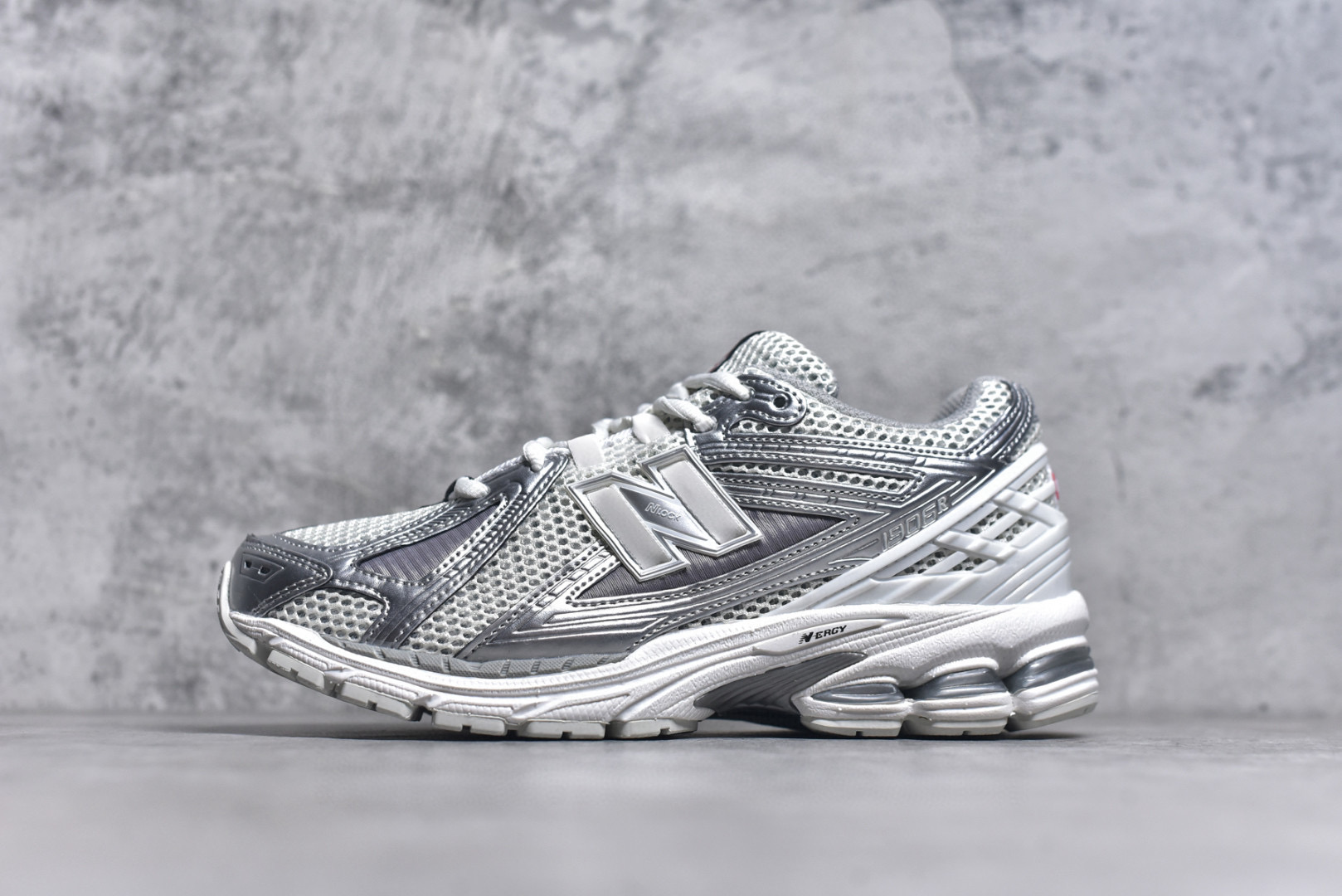 뉴발란스 1906 남녀공용 신발 운동화 스니커즈