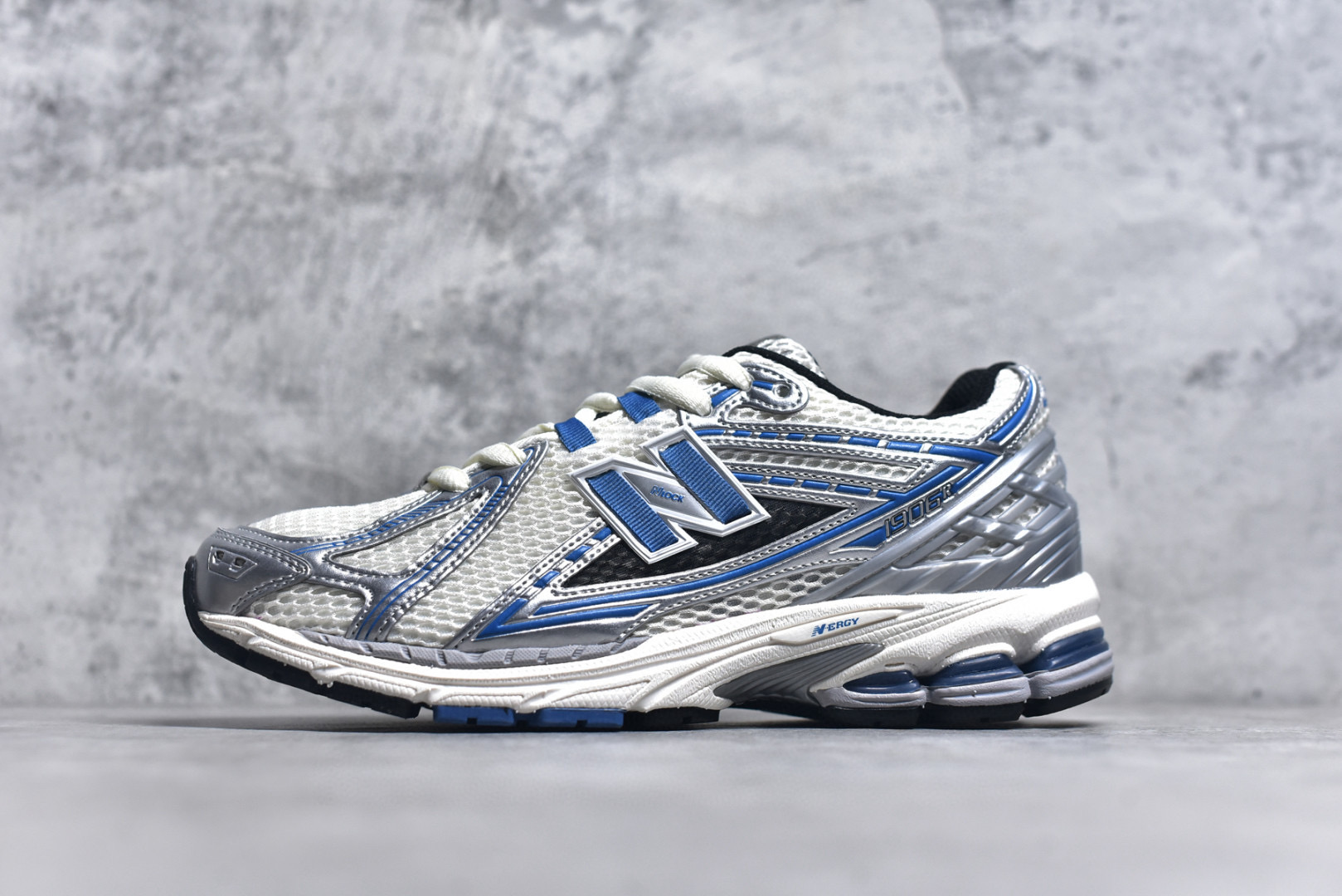 뉴발란스 1906 남녀공용 신발 운동화 스니커즈