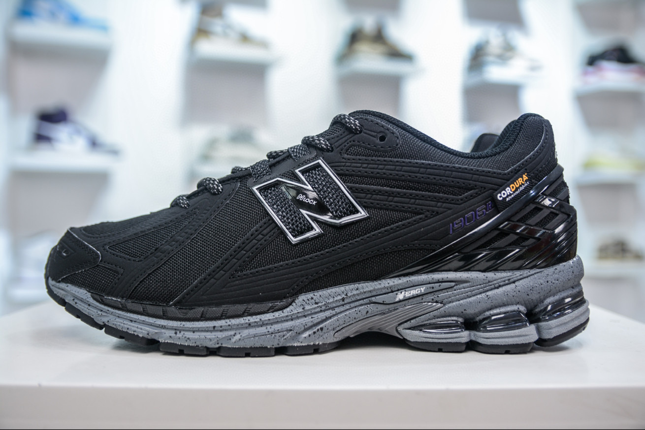 뉴발란스 1906 남녀공용 신발 운동화 스니커즈