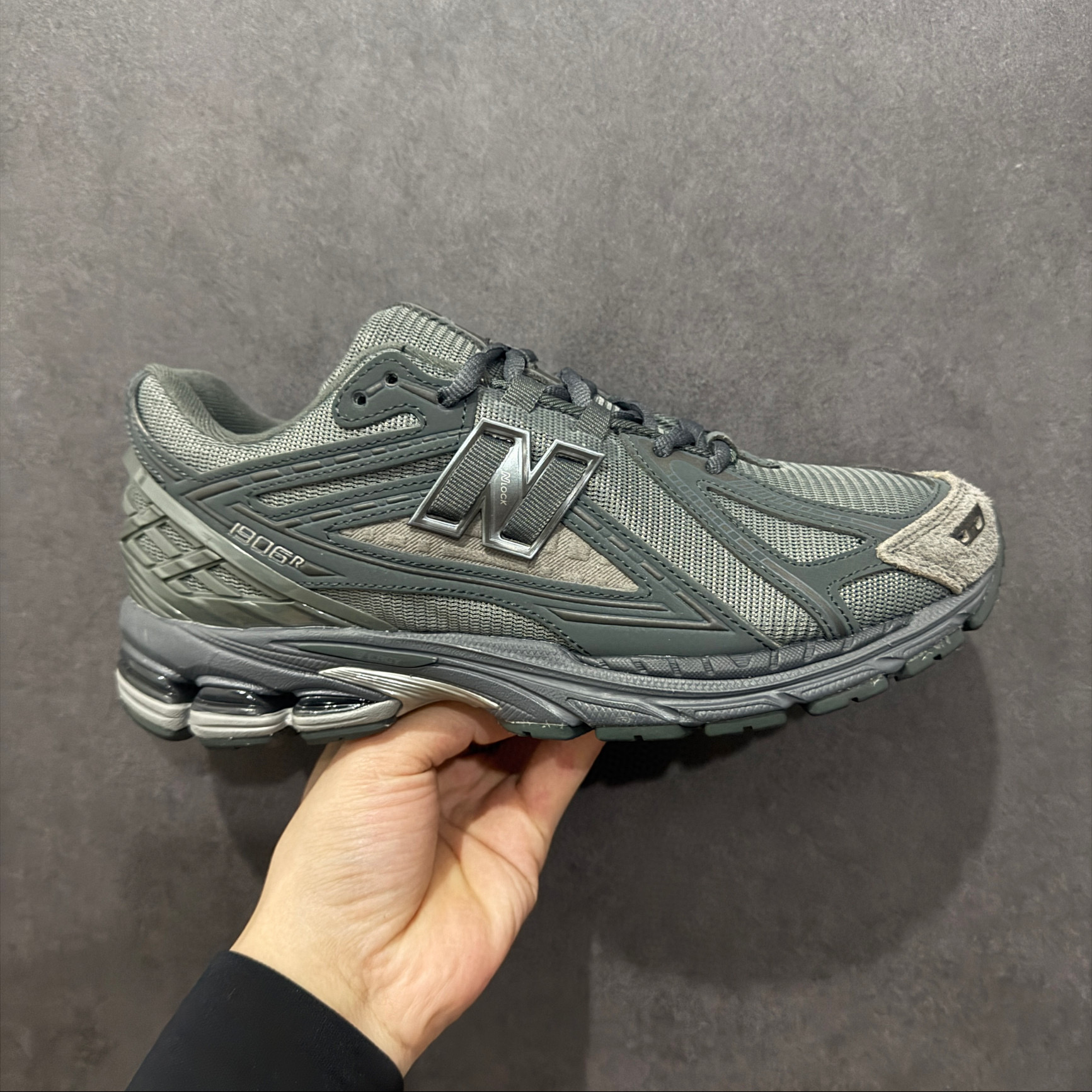 뉴발란스 1906 남녀공용 신발 운동화 스니커즈