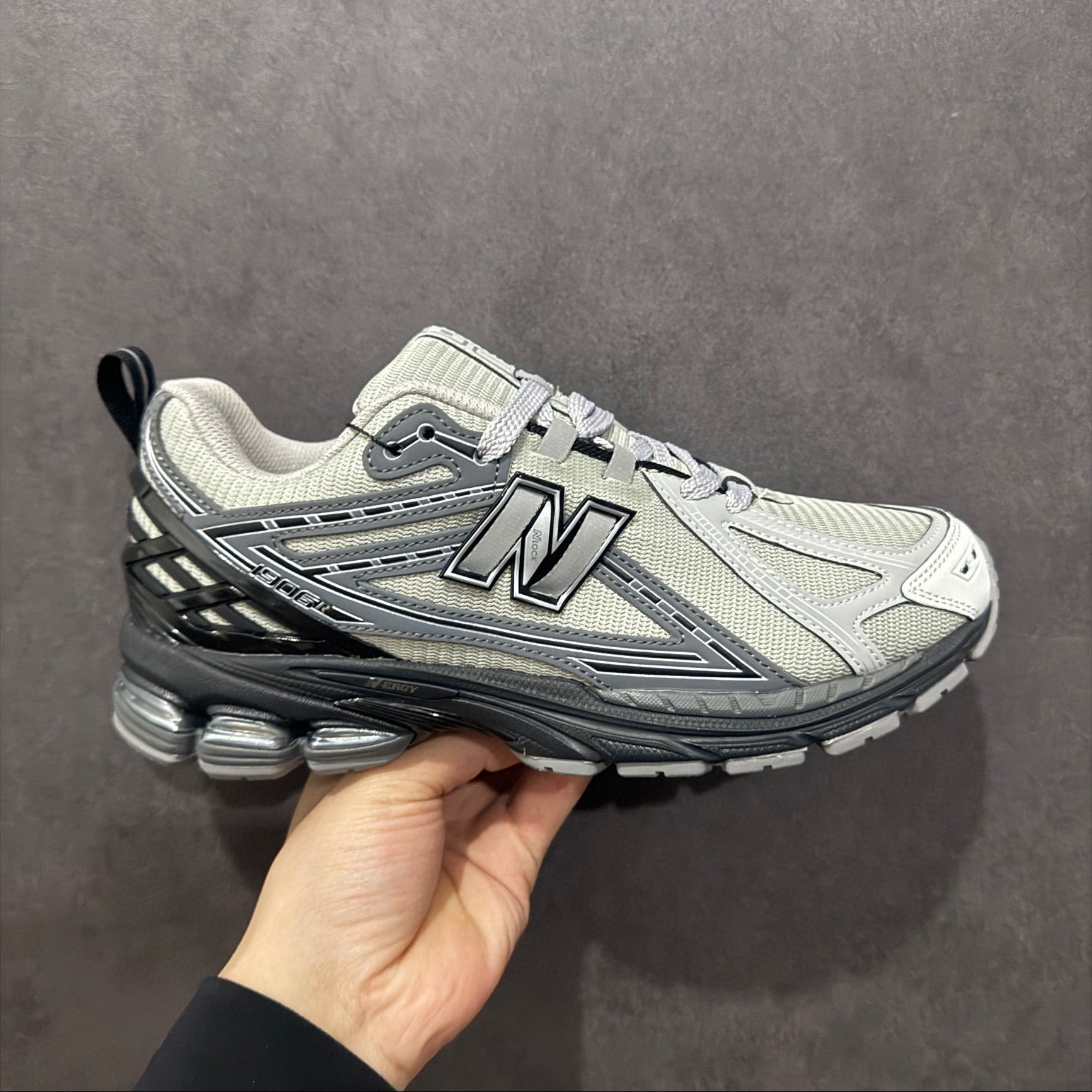 뉴발란스 1906 남녀공용 신발 운동화 스니커즈