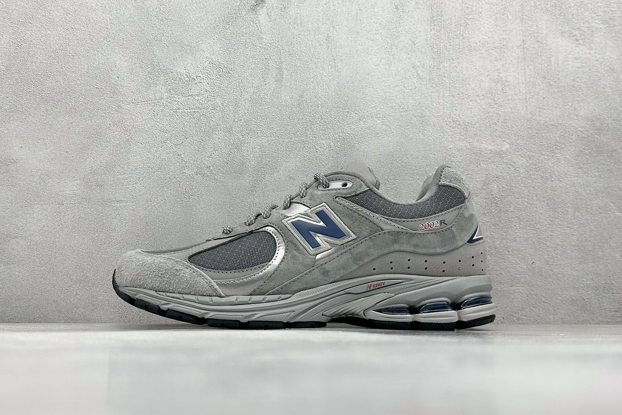 뉴발란스 2002 남녀공용 신발 운동화 스니커즈