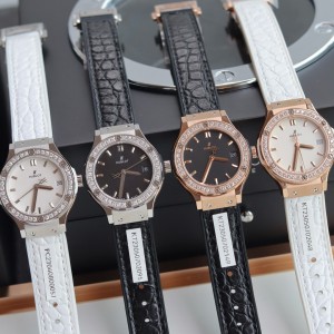 위블로 휴블로 4컬러 미러급 여자시계