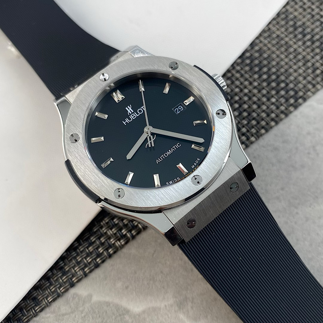 위블로 휴블로 미러급 남자시계