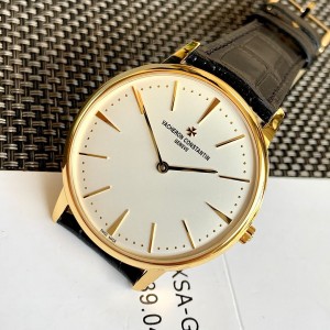 바쉐론 콘스탄틴 미러급 남자시계