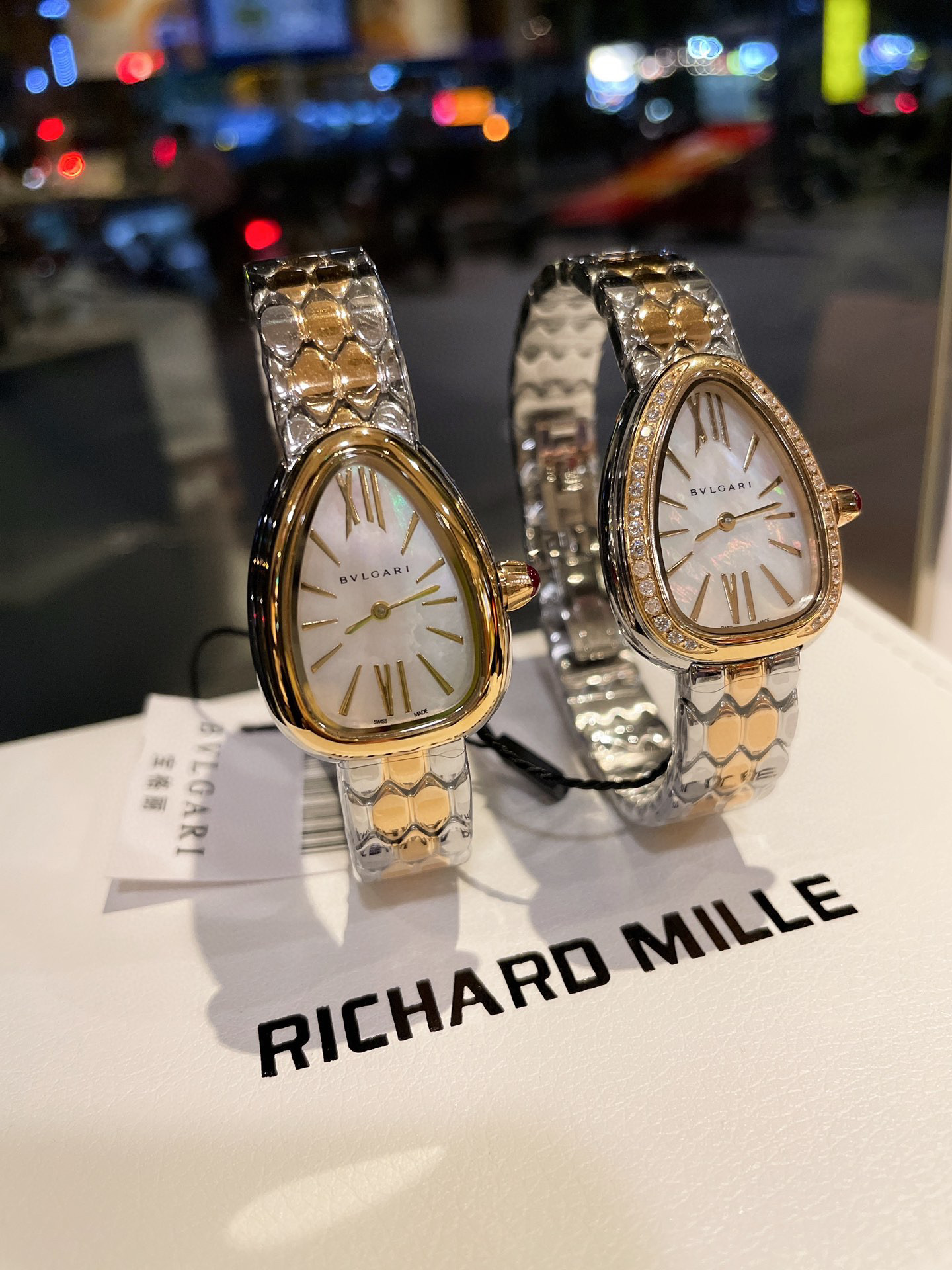 불가리 2칼라 A급 여자 시계