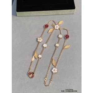 반클리프앤아펠 목걸이