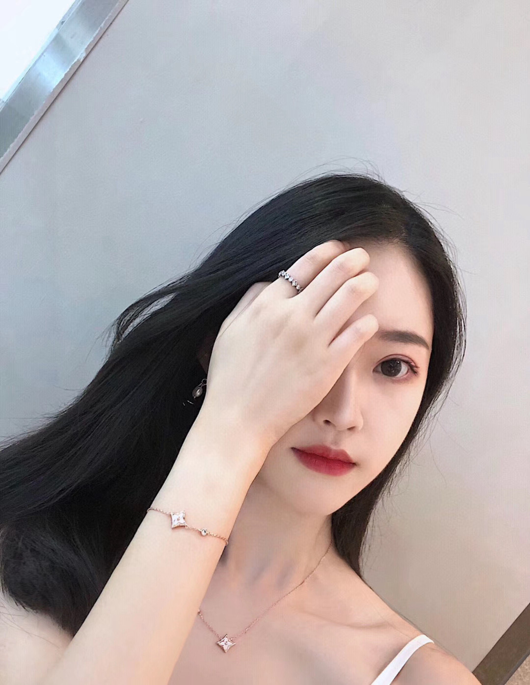 반클리프앤아펠 목걸이