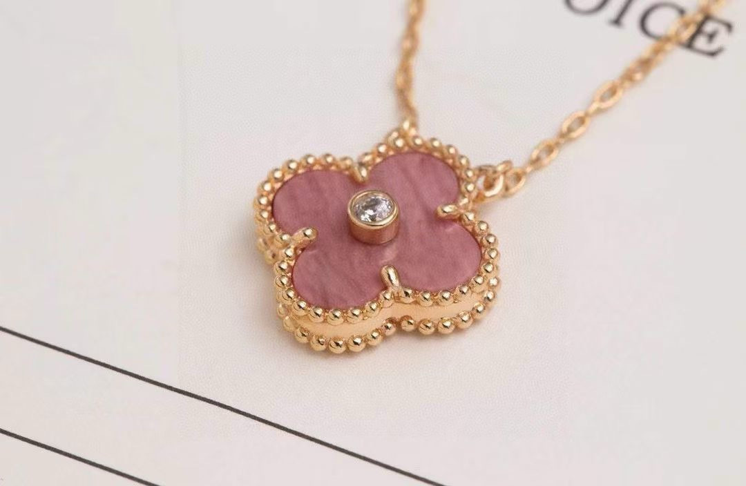 반클리프앤아펠 목걸이