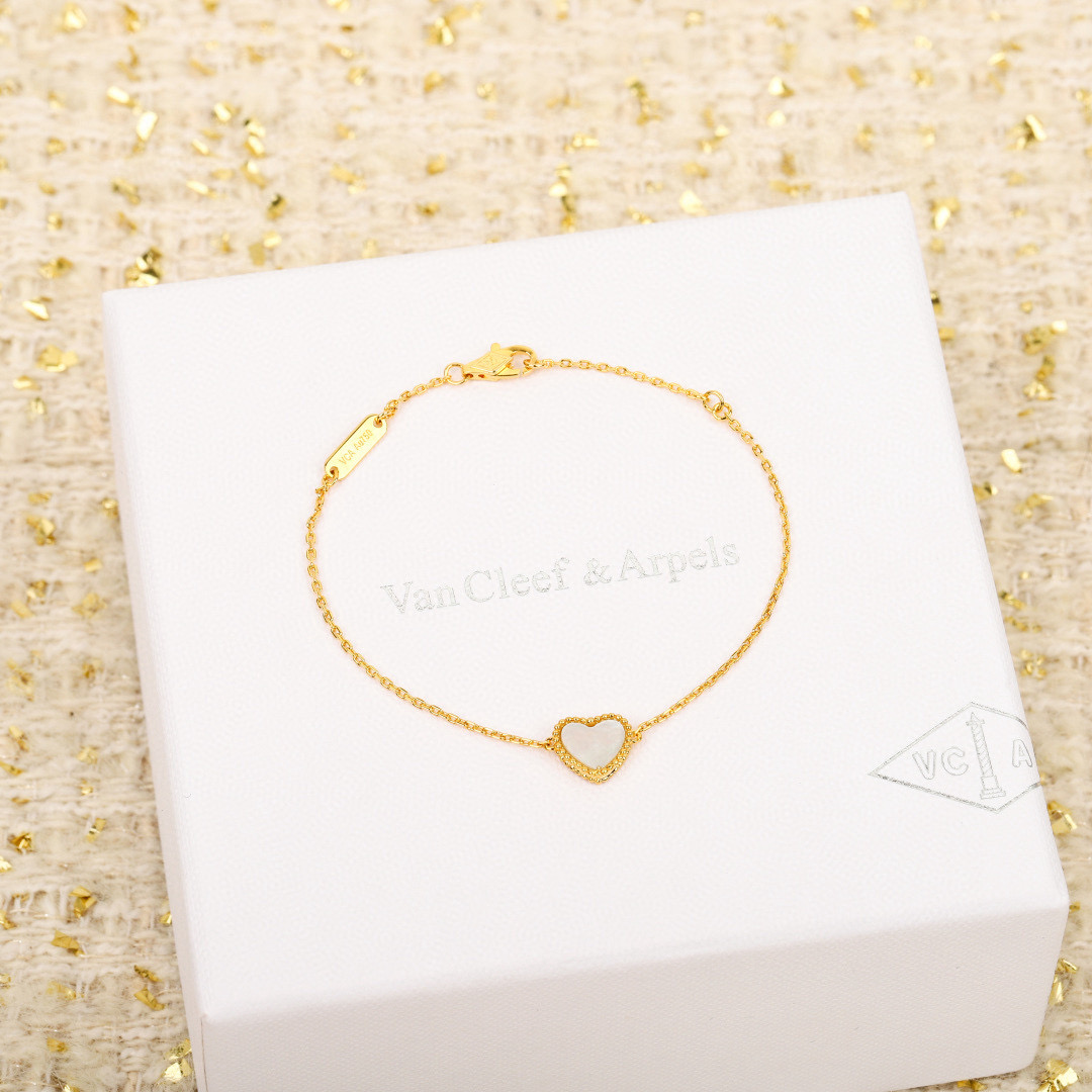 반클리프앤아펠 팔찌