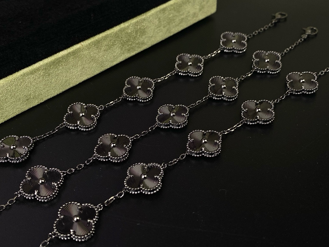 반클리프앤아펠 팔찌