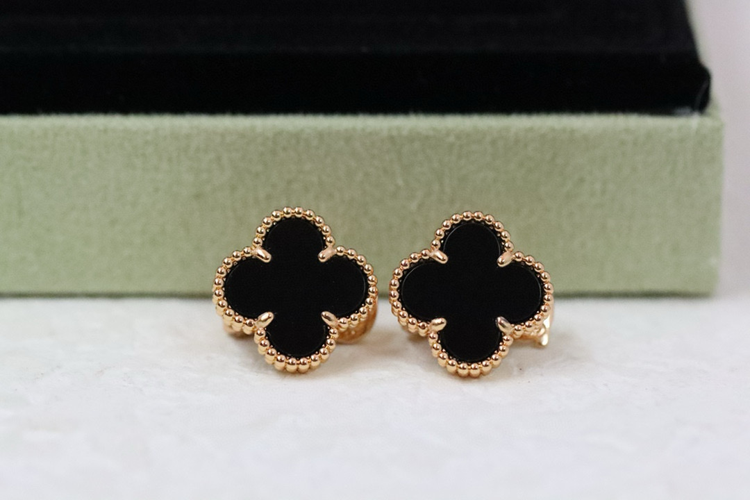 반클리프앤아펠 귀걸이