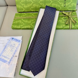 구찌 넥타이