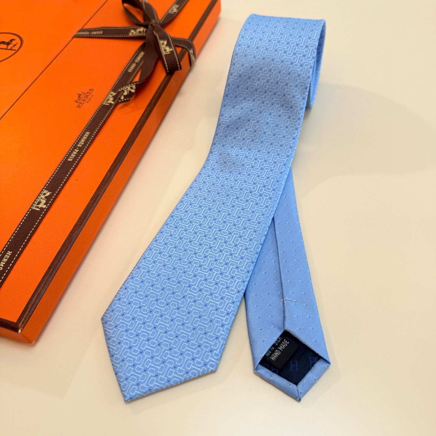 에르메스 넥타이