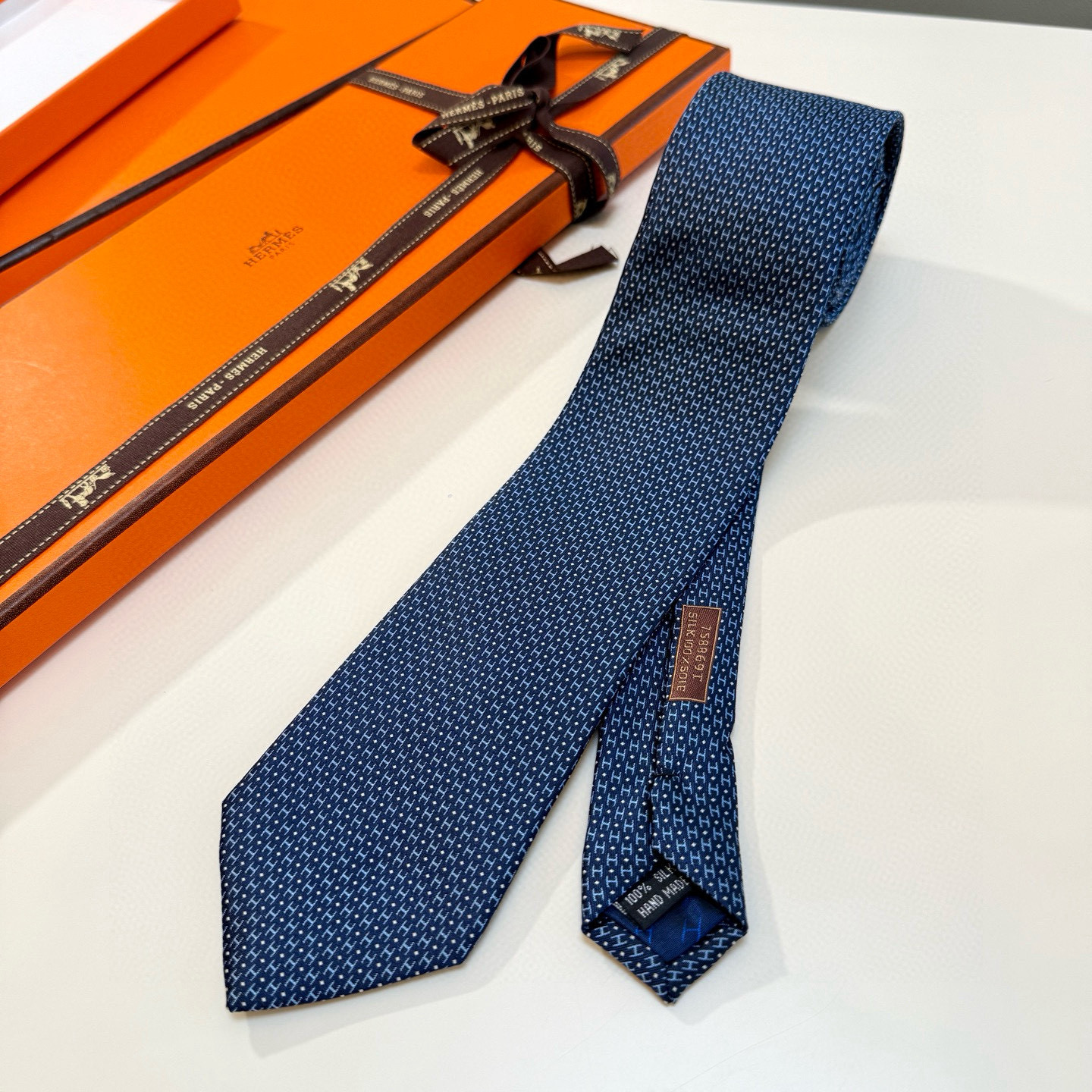 에르메스 넥타이