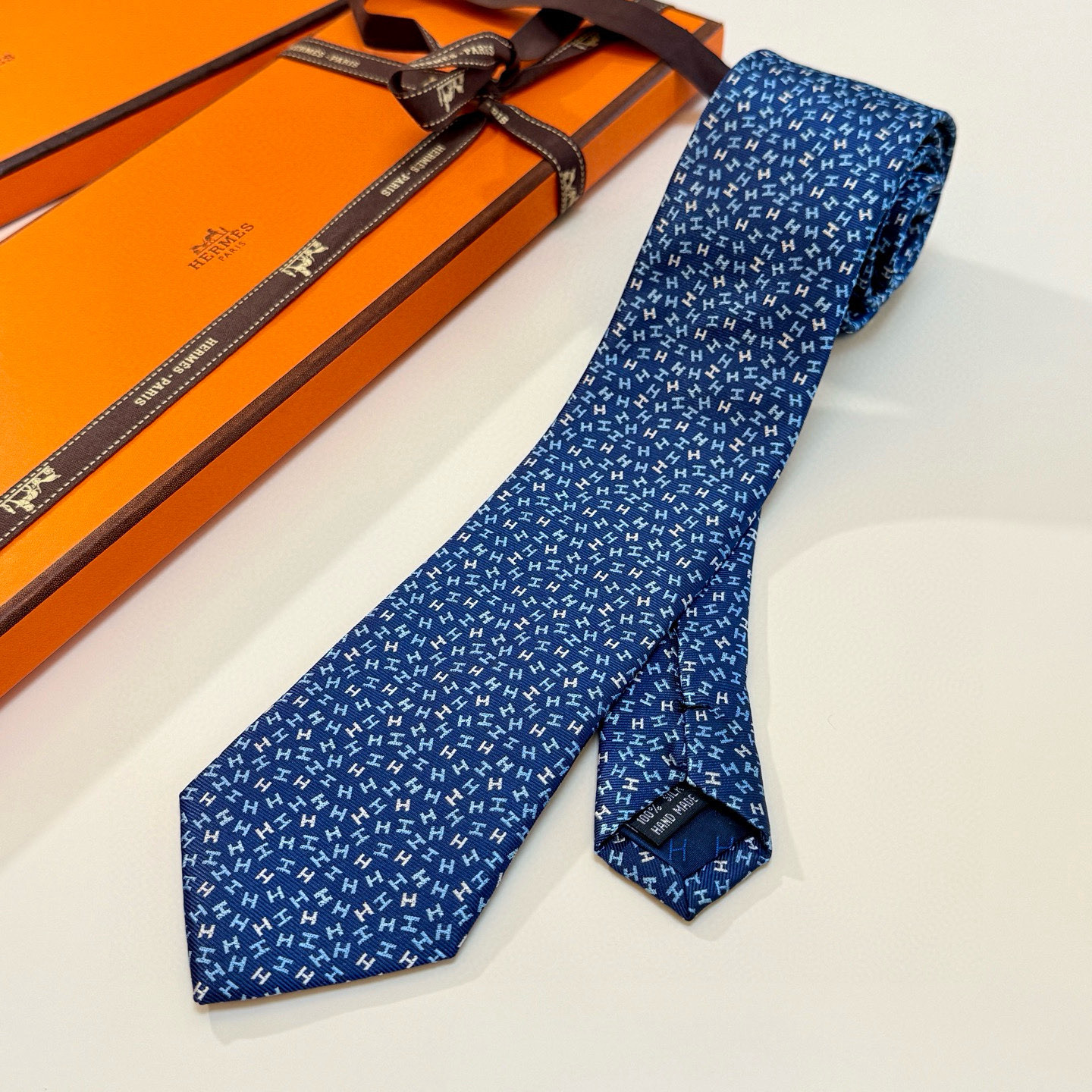 에르메스 넥타이