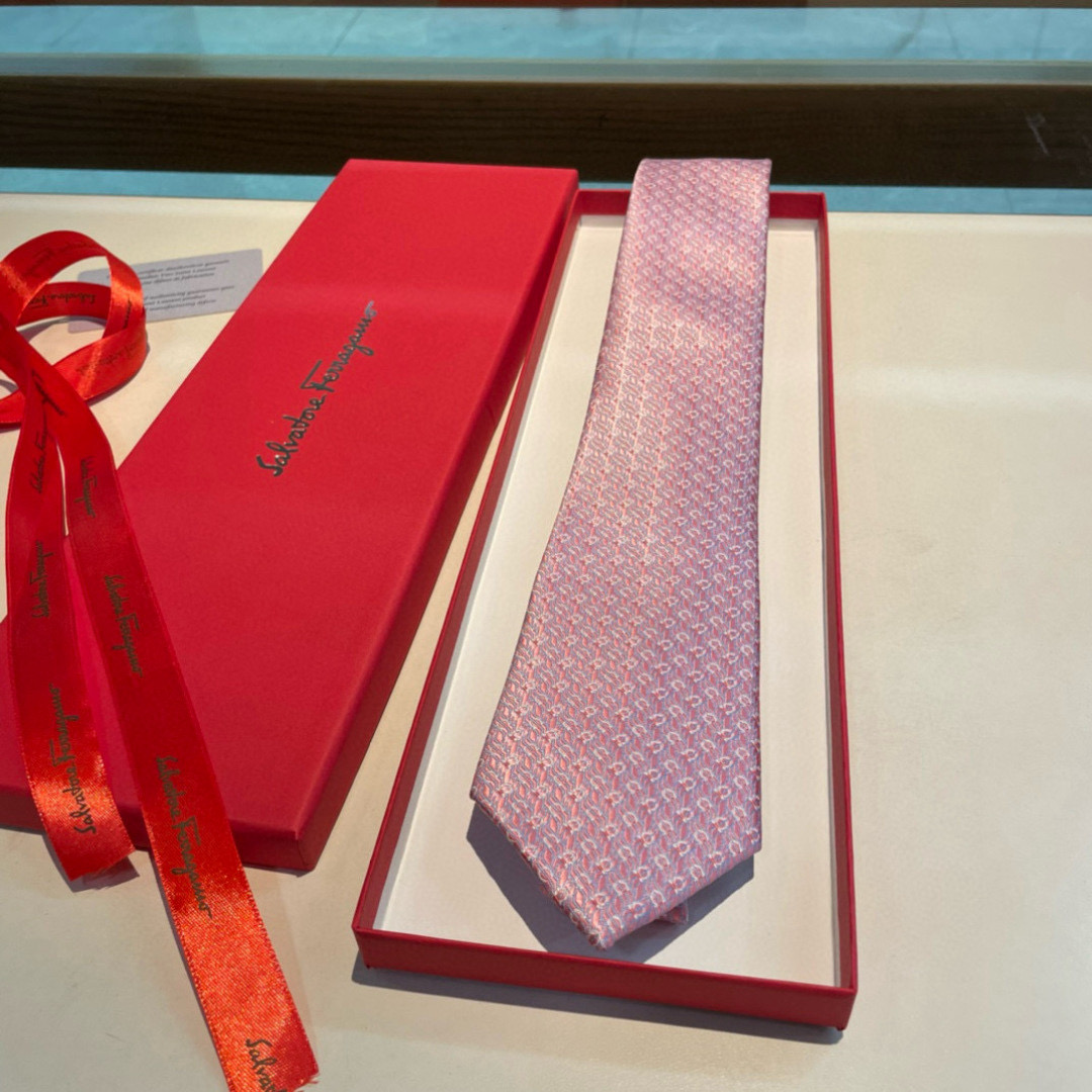 살바토레 페라가모 넥타이