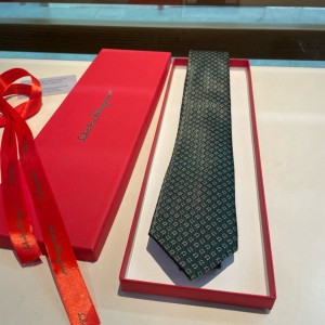 살바토레 페라가모 넥타이