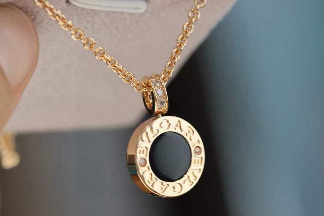 불가리 목걸이