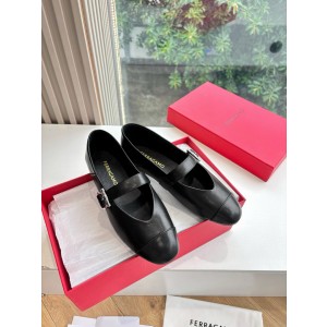 페라가모 여자 신발 구두