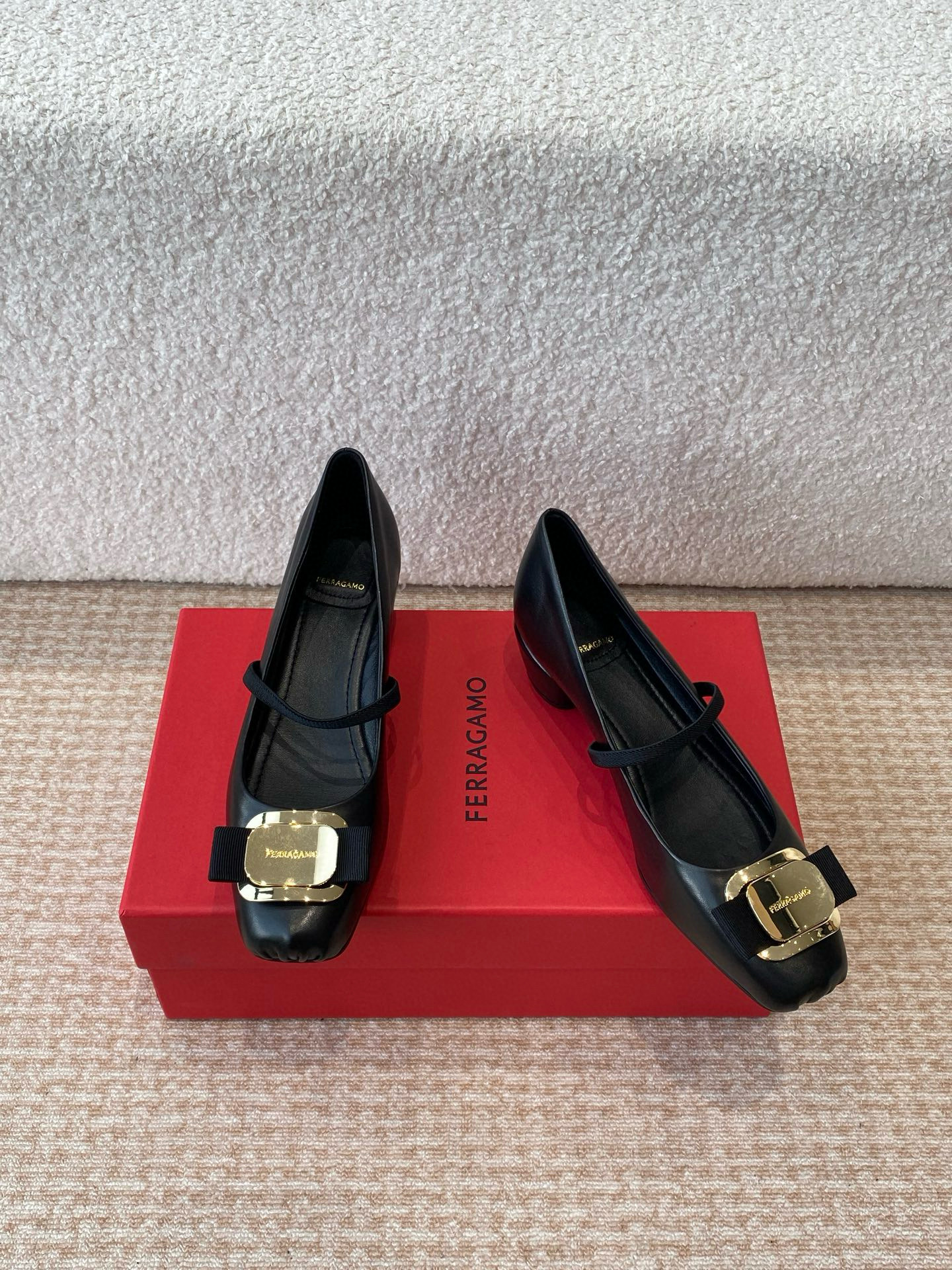 페라가모 여자 신발 구두