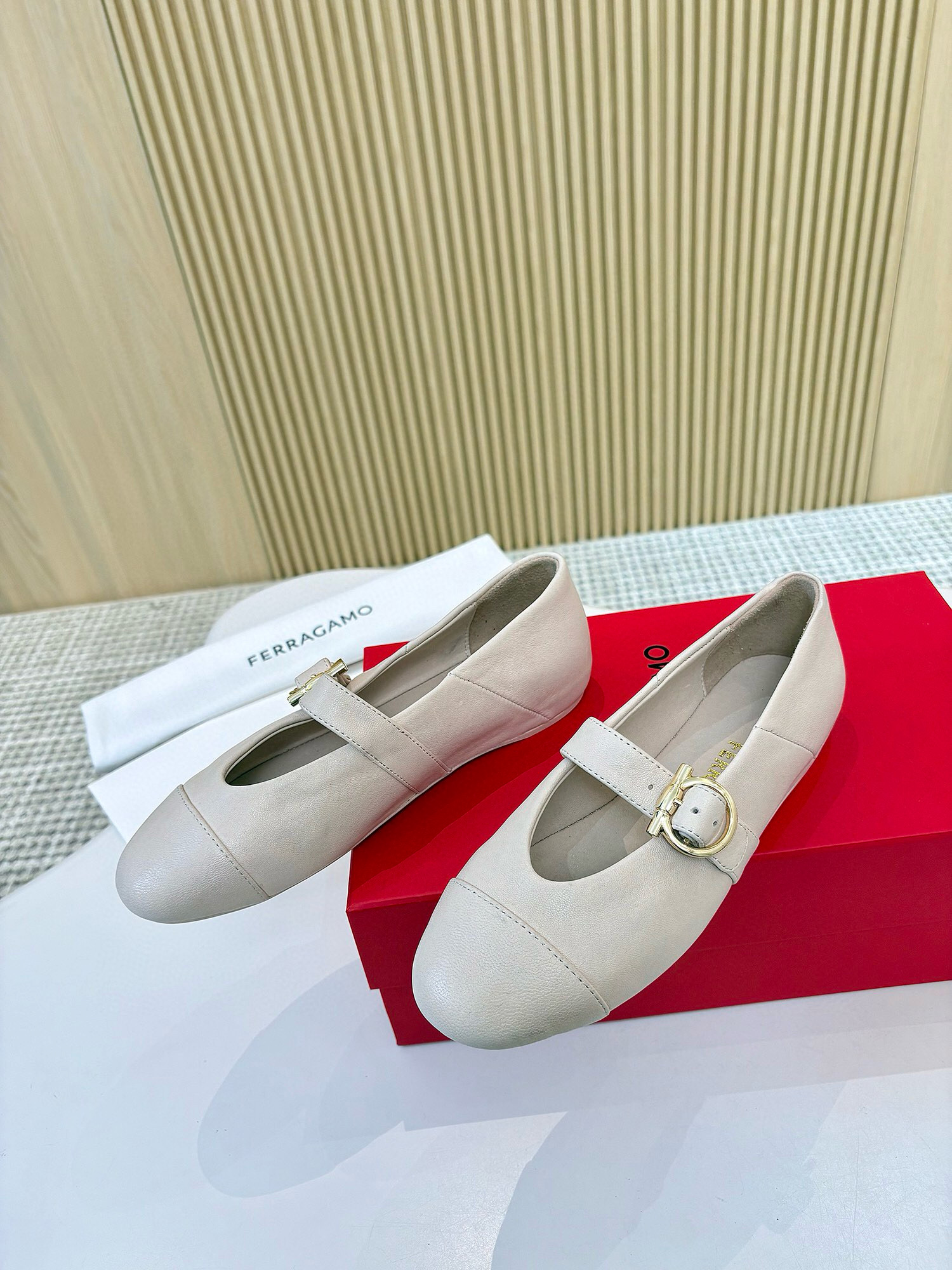 페라가모 1.5cm 여자 신발 구두