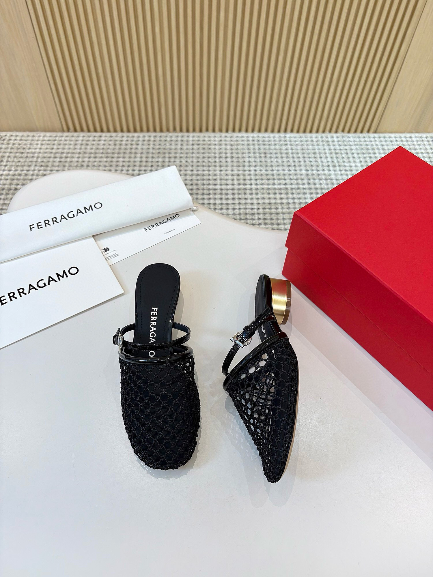 페라가모 4cm 여자 슬리퍼