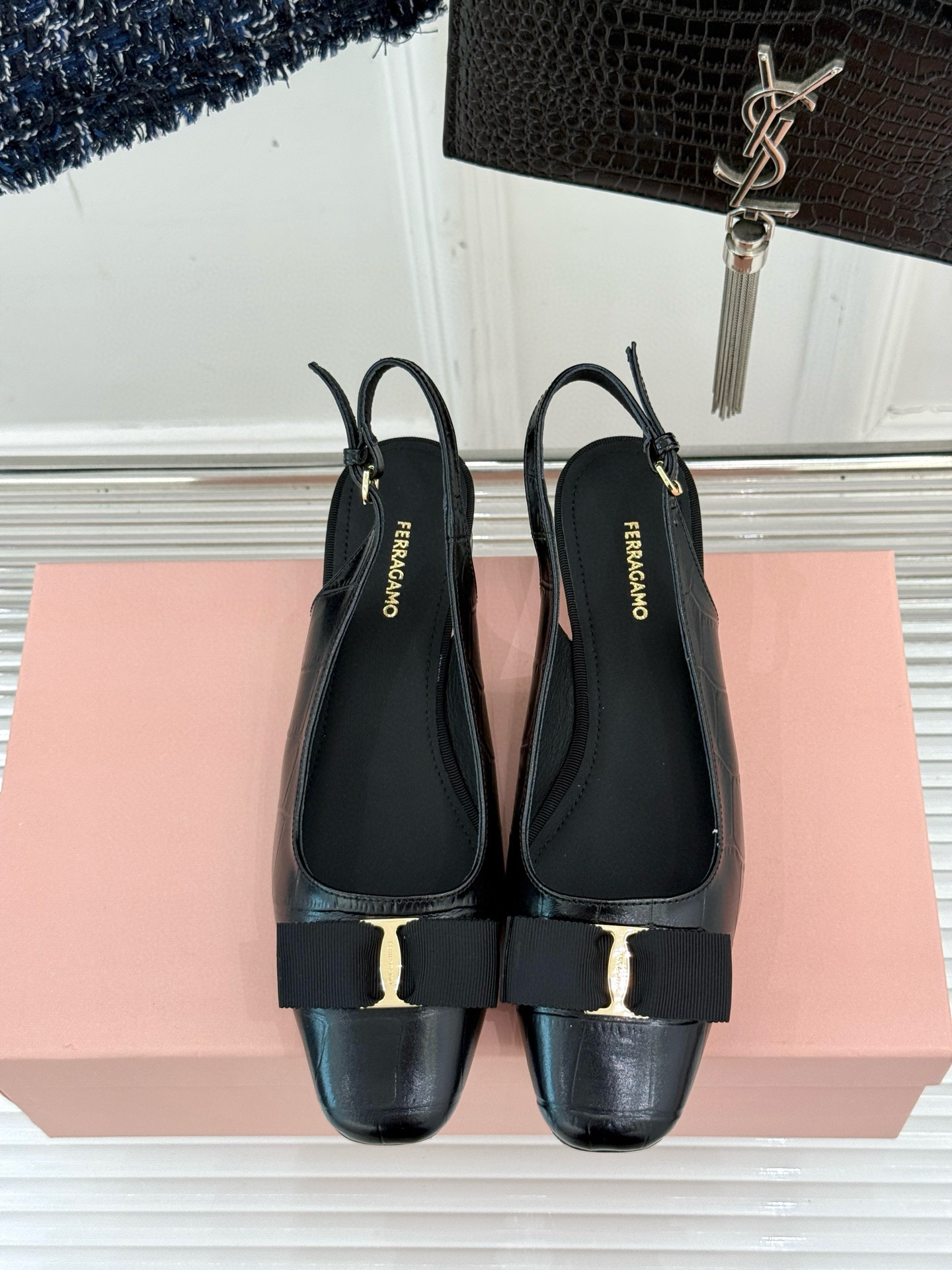 페라가모 여자 신발 구두
