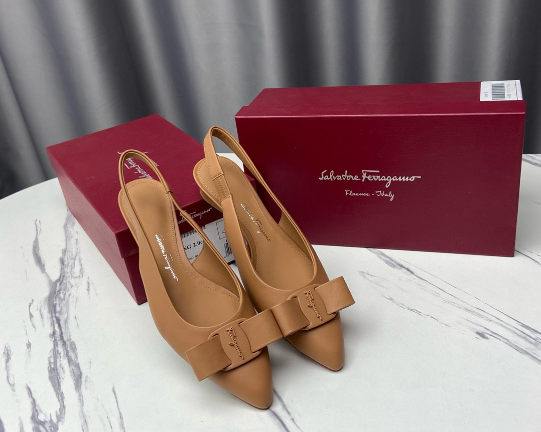 페라가모 여자 신발 구두
