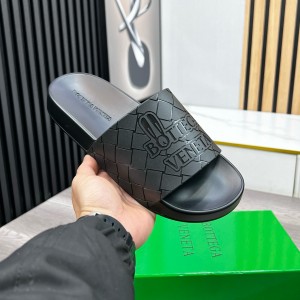 보테가베네타 남자 슬리퍼