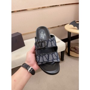 발렌티노 남녀공용 슬리퍼