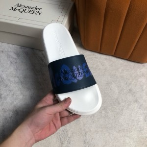 알렉산더 맥퀸 남녀공용 슬리퍼