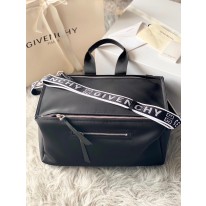 지방시 남자가방