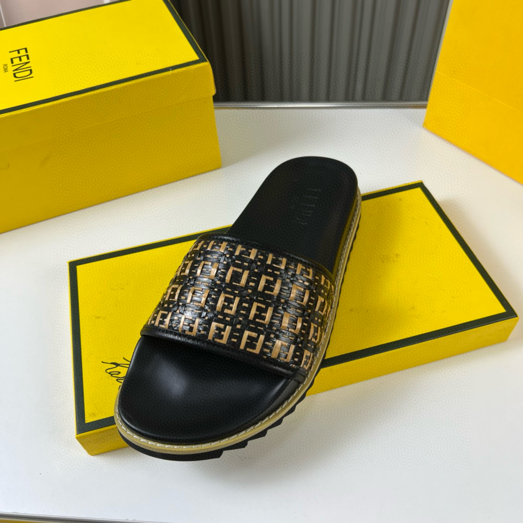 펜디 남자 슬리퍼