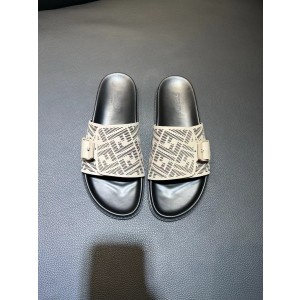 펜디 남자 슬리퍼