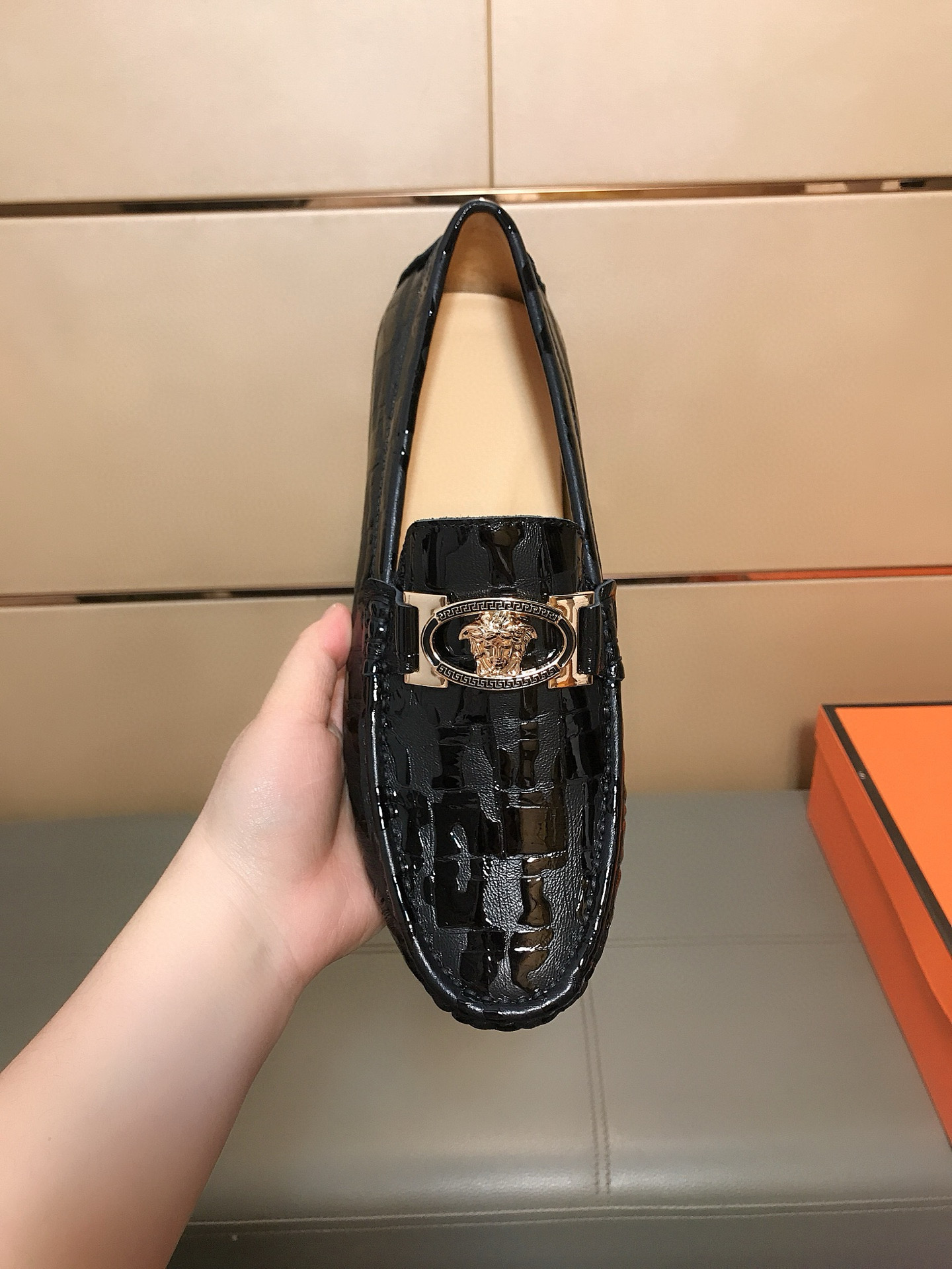 베르사체 남자 구두