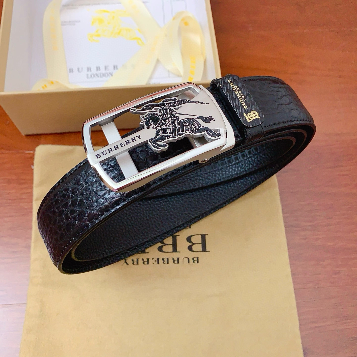 버버리 남자 벨트