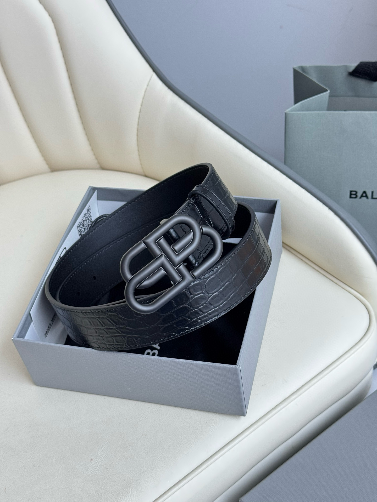 발렌시아가 남자 벨트