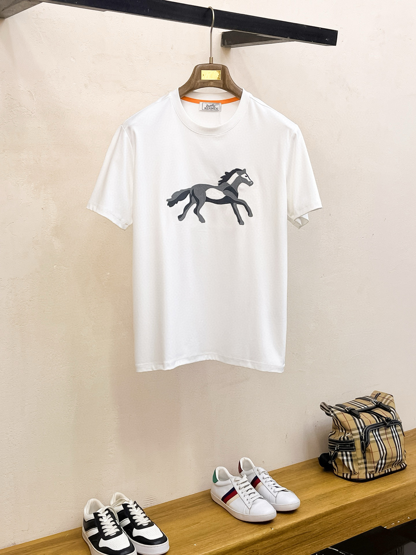 에르메스 남자 반팔티