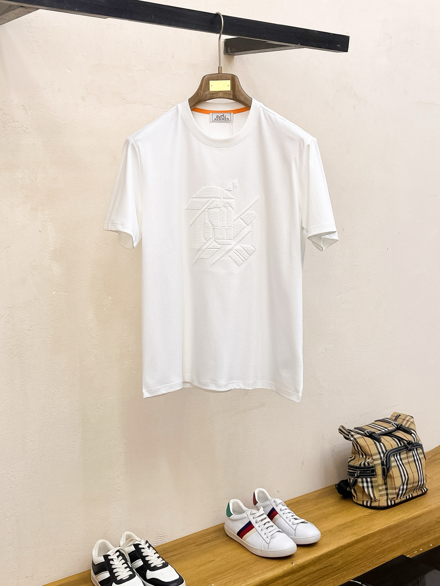 에르메스 남자 반팔티