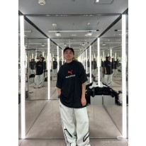 발렌시아가 남녀공용 반팔티