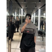 발렌시아가 남녀공용 반팔티