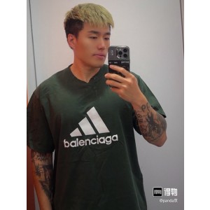 발렌시아가 남녀공용 반팔티