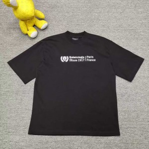 발렌시아가 남녀공용 반팔티