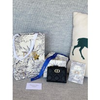 디올 S5173UBHZ_M928 여자 카드지갑 머니클립